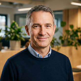 James Mitchell, functie van Chief Executive Officer bij Sterk Rendhof, headshot