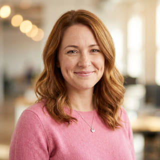 Emily Watson, Head of Customer Support bij Sterk Rendhof, headshot